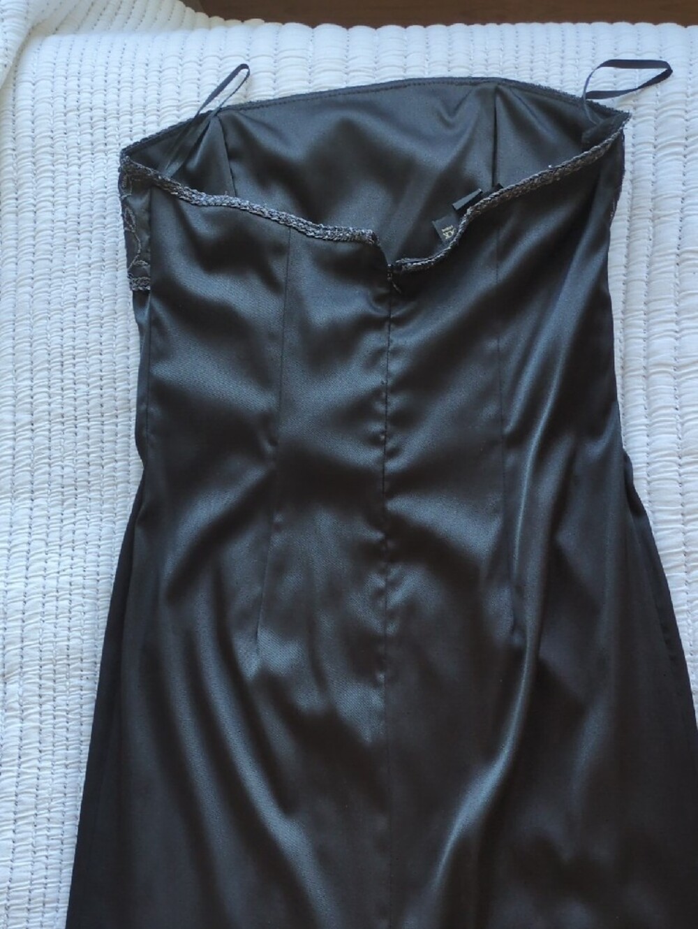 Jessica McClintock Strapless Black Satin Evening Gown with Embroidered Bodice - Picture 4 of 6